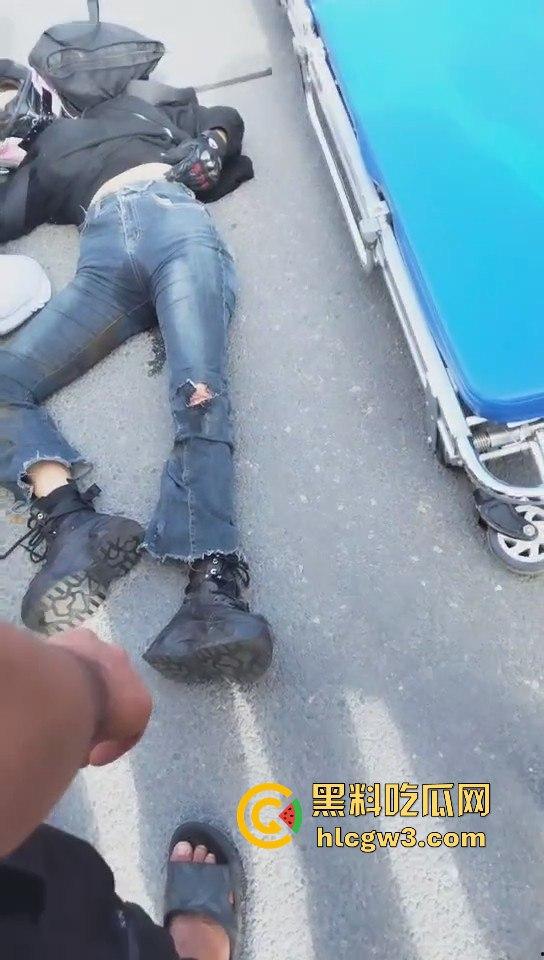 19岁网红女骑手【万小橘】三亚车祸离世，朋友说距离她的20岁生日只差几天！-5