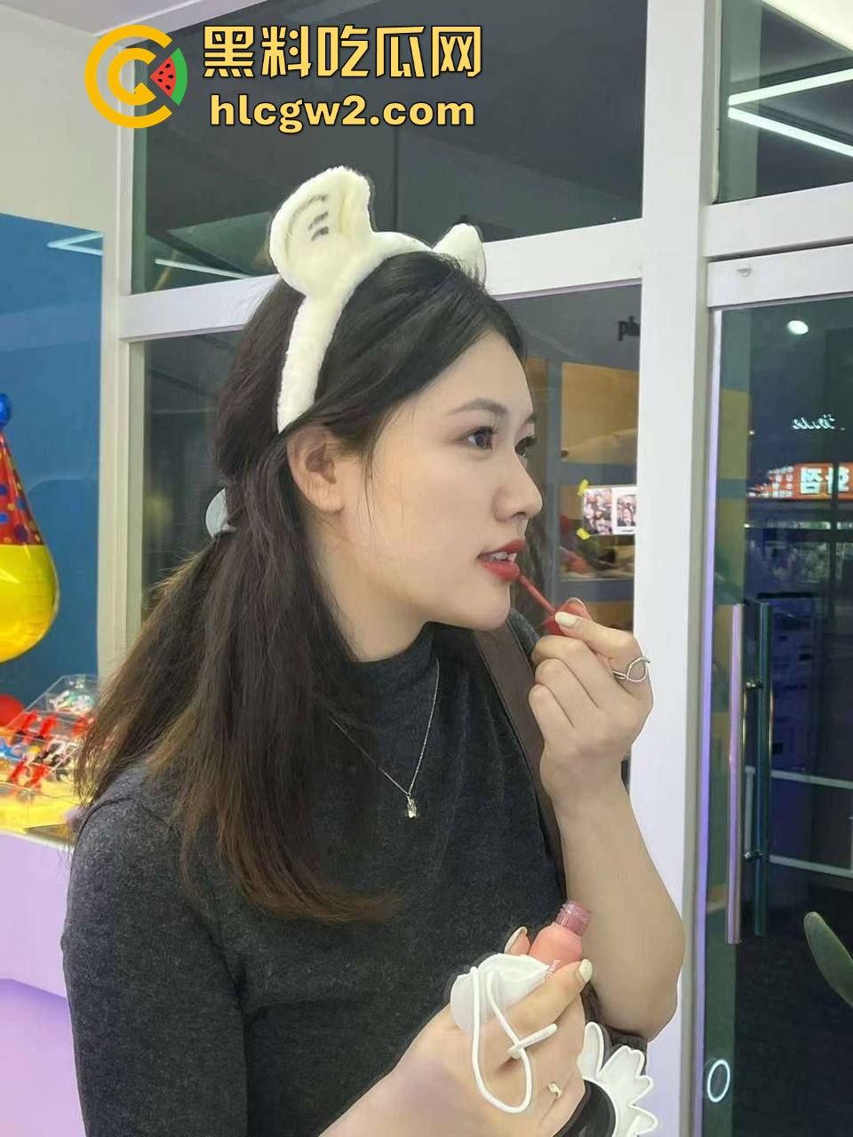 瓜友约炮隔壁邻居【幸如梦】稳定炮友颜值在线 想要就约 开房叠一炮 各忙各的不粘人 小区碰到还装不认识!-4