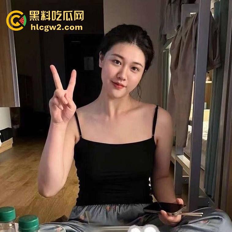 瓜友约炮隔壁邻居【幸如梦】稳定炮友颜值在线 想要就约 开房叠一炮 各忙各的不粘人 小区碰到还装不认识!-7