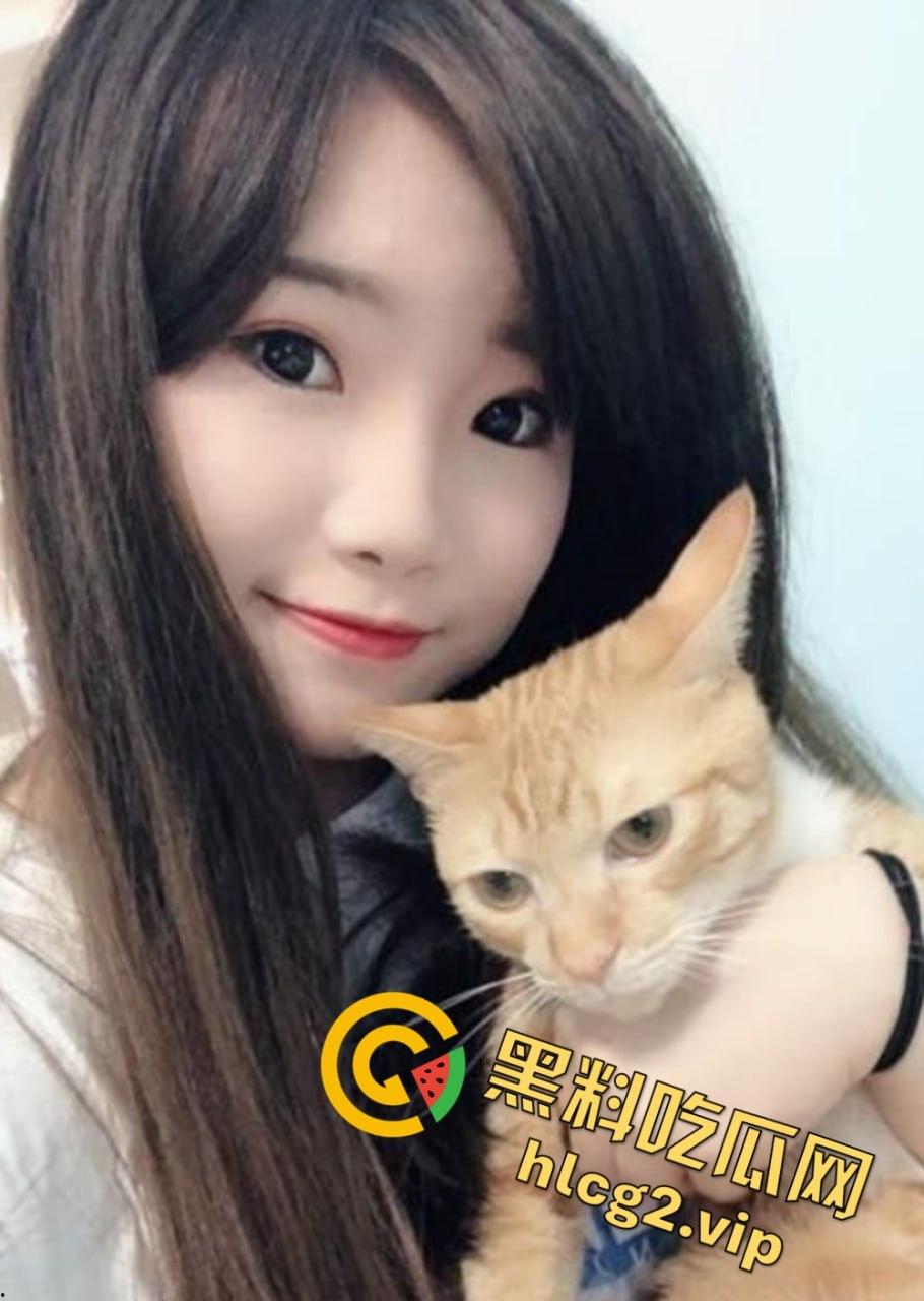 三峡旅游学院清纯学妹蒋婷婷白虎自慰视频泄密！-1