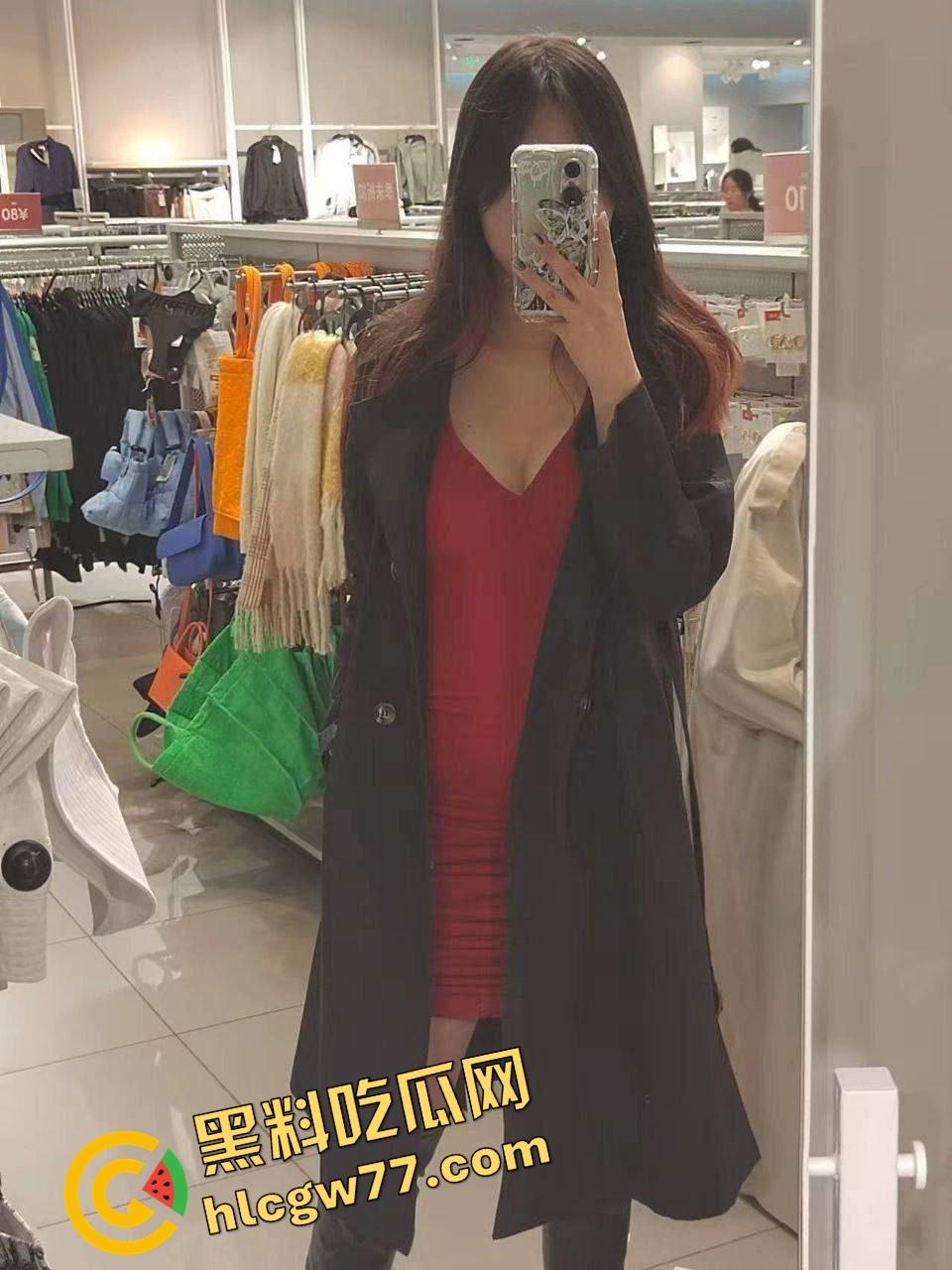 这逼脸蛋太不配了,川音第一校花【林初霏】被玩成肛交性奴,被富二代爆肛调教,屁眼松得能塞瓶盖!-4