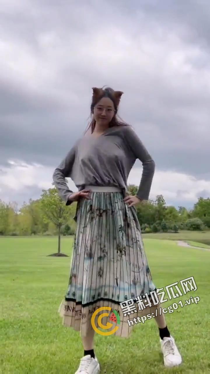 抖音 IG 油管 #只有鱼刺 内外两开花 真空激凸舞蹈视频 看得出是个胸怀志向且有真材实料的三好女青年-4