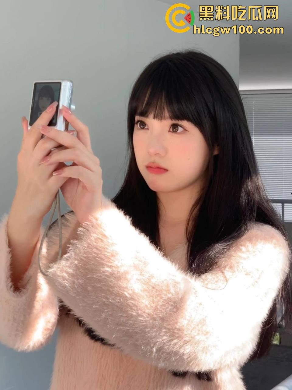 佛山摄影师无缝撩妹骚套路,模特来看猫变吃鸡,凭一只大鸡精准投喂直接搞到床上,兄弟们学废了吗?-7