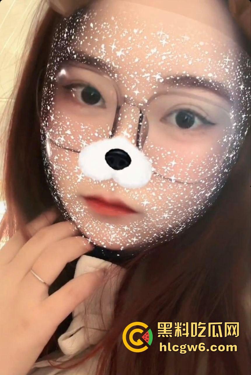 安徽大三母狗【曲婷】骚翻天,网友爆料异地裸聊骚话不断,见面就洗澡开干,骚到无法招架!-3