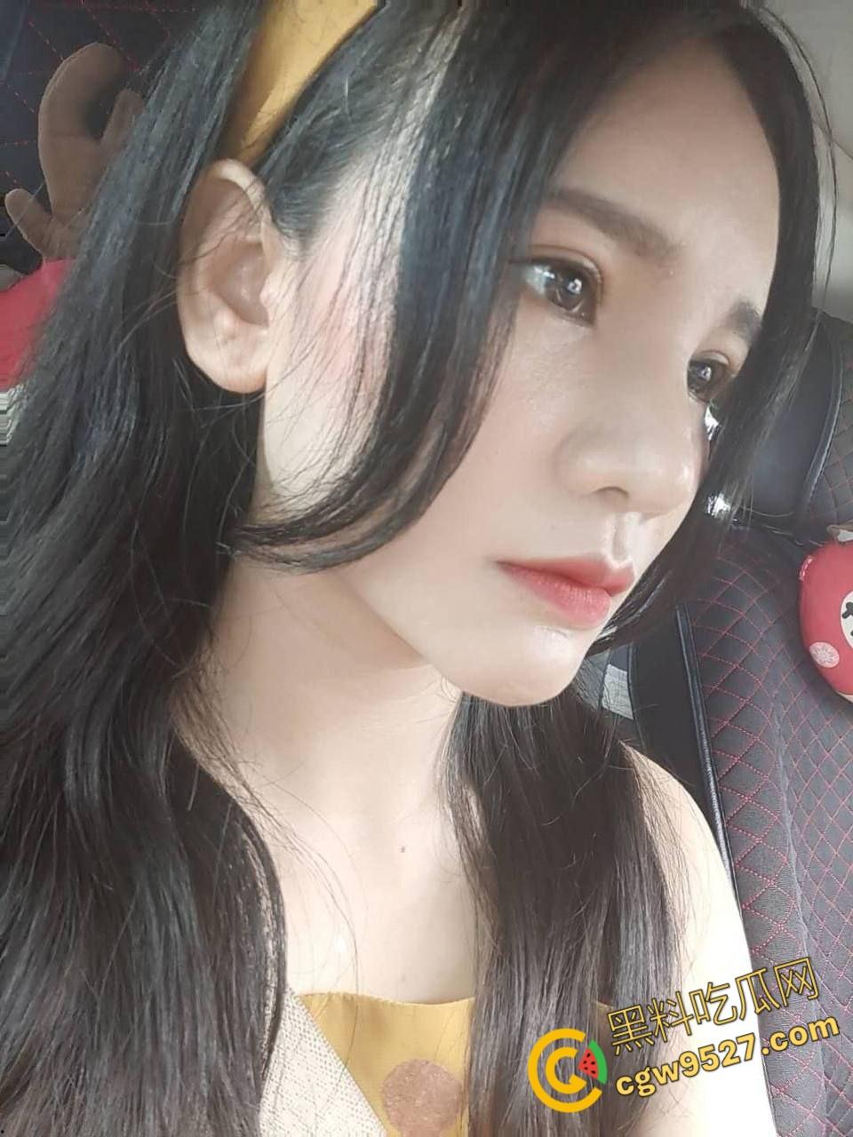 湖南女销售【苏美娜】，瞒着男友和客人多人运动，前后夹击三洞齐开，从肛塞到整个肉棒插入一脸的享受 !-4