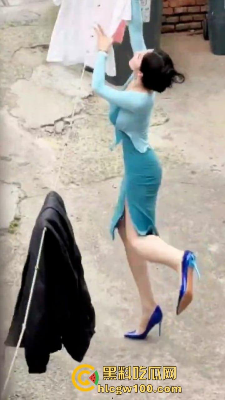 那些年错过的少女如今已成骚妇 当年得不到现在求着操 各地风骚淫妇卖逼出轨调教合集强势流出!-4