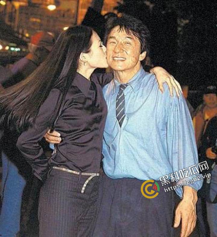 章子怡汪峰 宣布离婚 回顾下章子怡经典事件 沙滩裸晒被老外男友不停抠逼 和 影视激情床戏合集-7