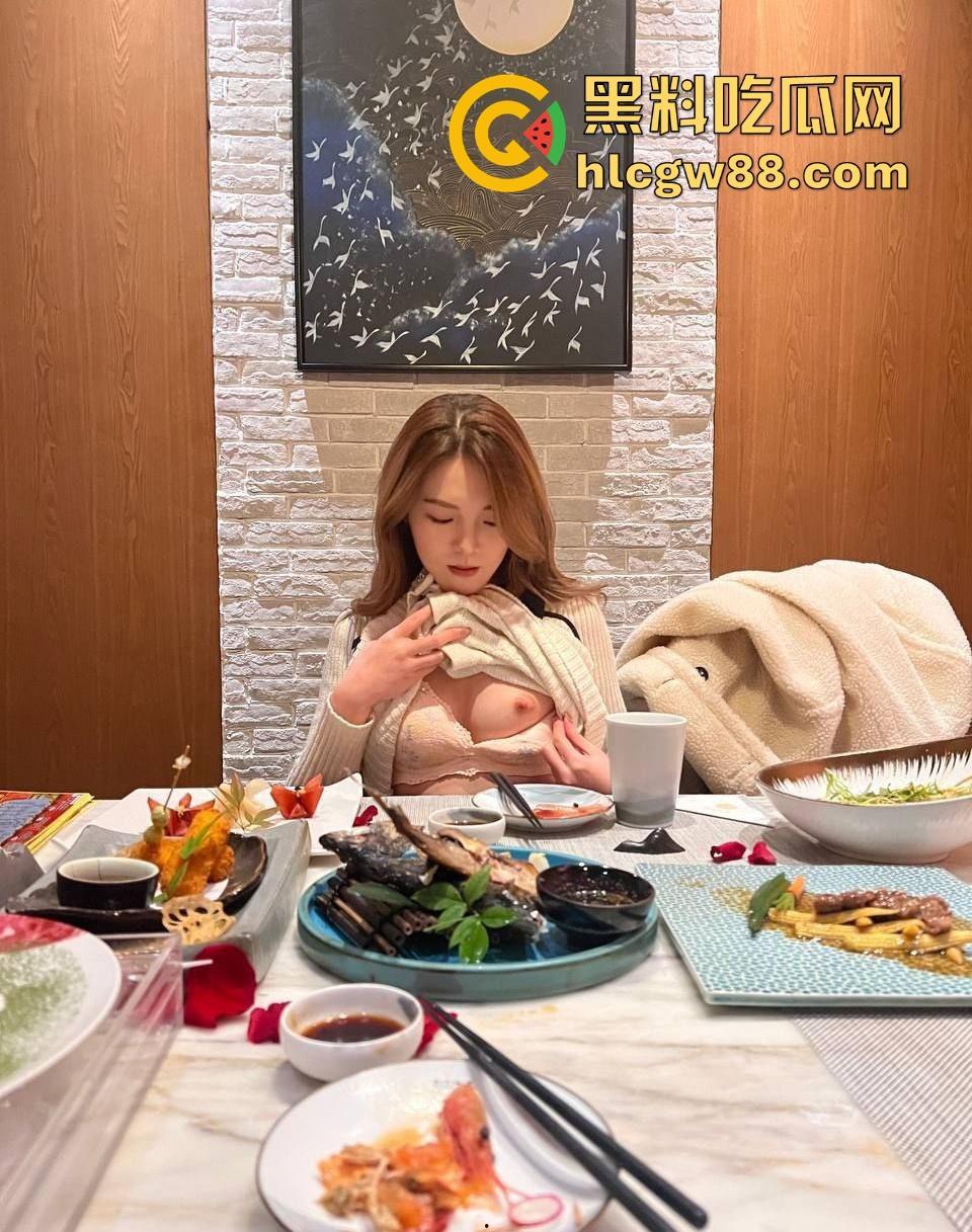 极品高颜值小母狗【黎欢欢】在高级私人餐厅玩露出 粉嫩的奶头 吃着主人的鸡吧,内容炸裂!-8