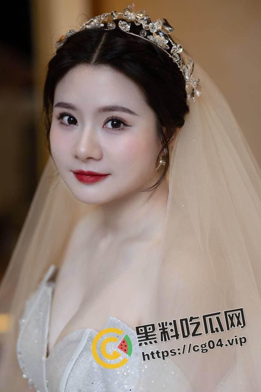 相亲认识的开朗明媚女孩背地里曾经是别人的母狗 身上的纹身又代表了多少曾经的过往-1