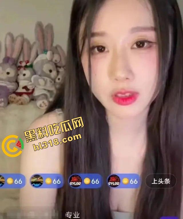 虎牙真神『轩子巨2兔』回归首秀自曝原装身材怒怼科技脸,直播剖析翘臀秘密找对象就得选纯天然!-10