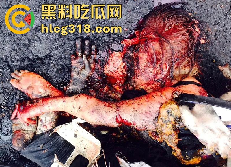 暗网流出尸海现场！马航MH17空难，遍地尸骸裸体女尸触目惊心，航空公司内部罕见画面胆小勿入！-19