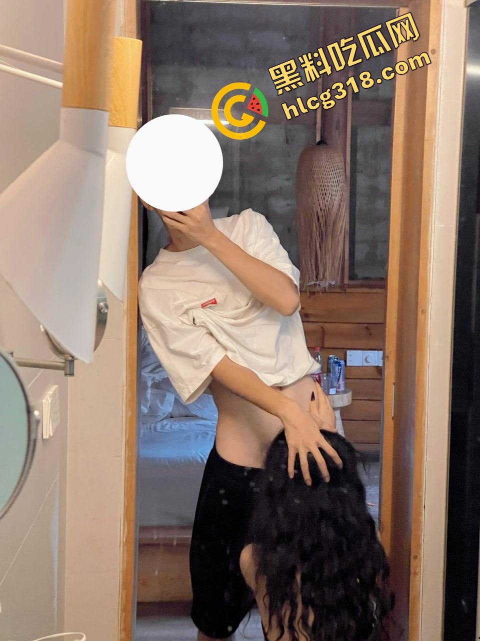 江苏泰迪王又开冲了,一天操四次小母狗没一个顶得住,几个00后炮友姿势全用上还是撑不过十分钟!-9