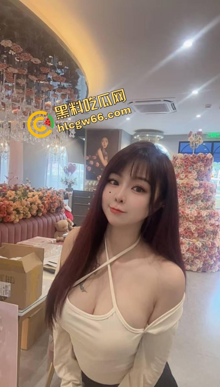 国产重口熟女扩张新高度！鲍鱼滴蜡开花，玩得一点不比洋人差！中国骚货照样能玩翻欧美，创意玩法干翻全网！-3