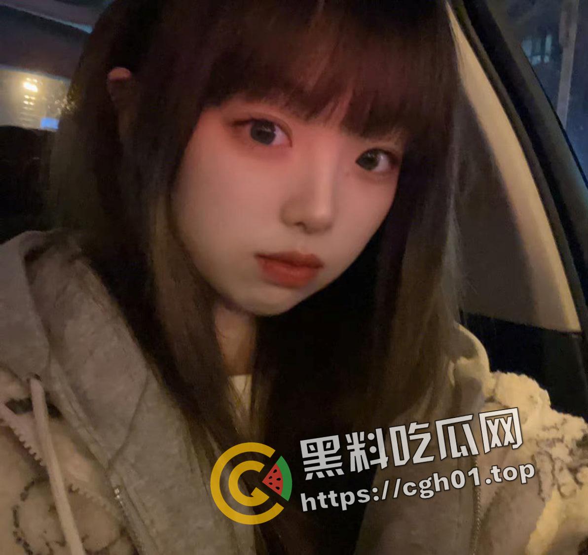 可爱无敌！四川大学妹子 贷款还不上被调教成甜系母狗 叫声娇嫩让人舍不得草-3