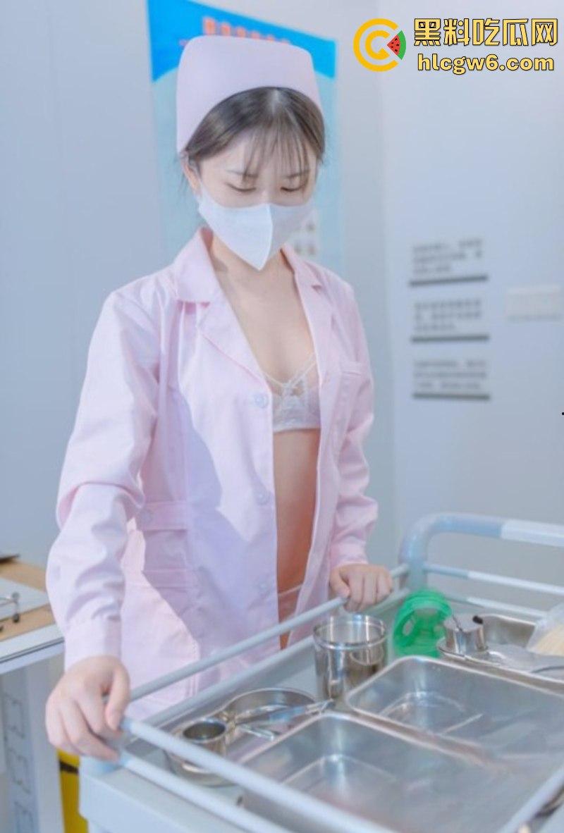 金主高价定制推特美女coser【鹿初少女】私拍护士装自慰视频 限制级制服诱惑太哇塞!-6
