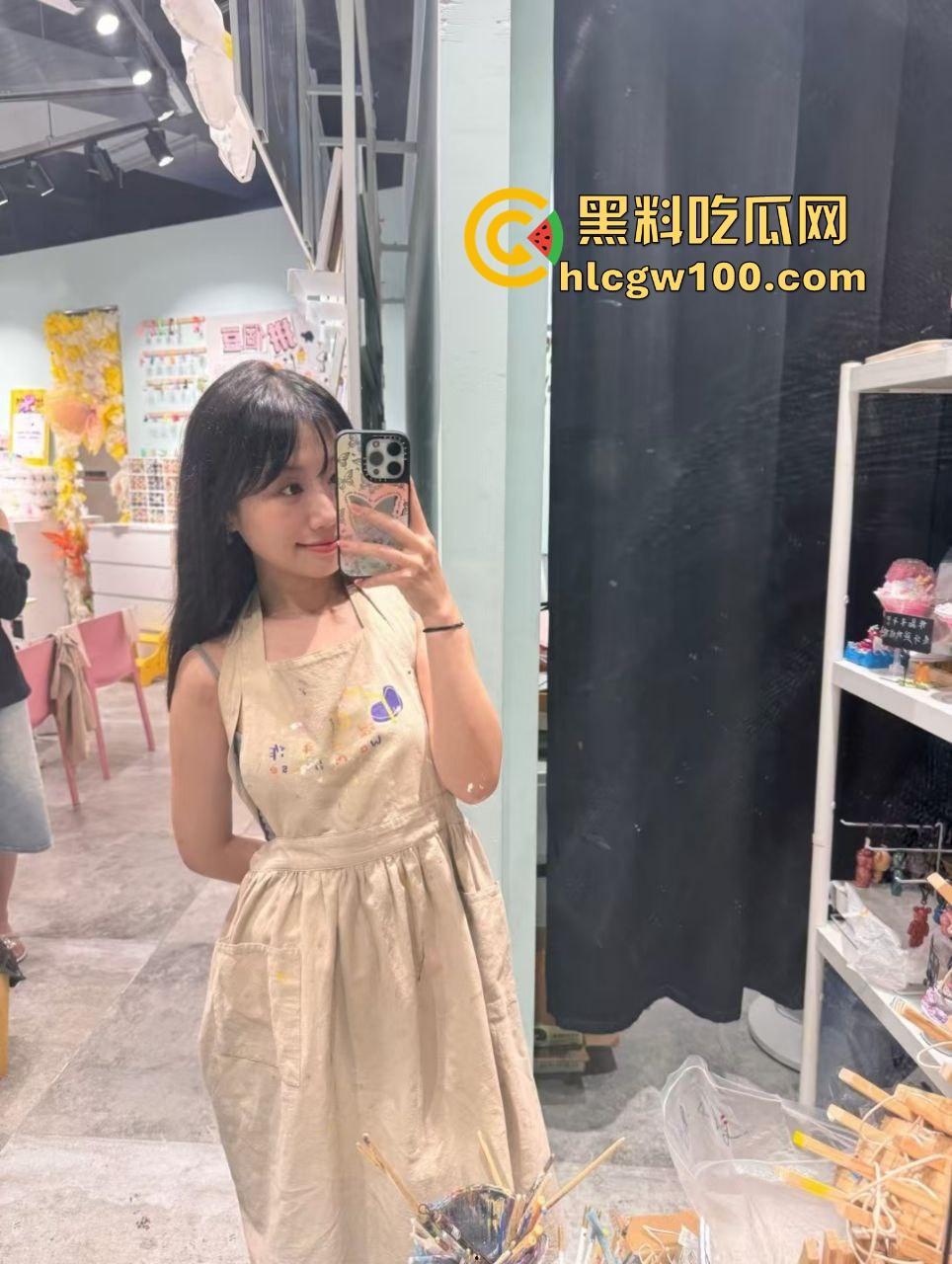 深圳券商圈惊现双标女，高冷女神【林逸薇】实为陪睡高手，专撩有钱老男人，骚浪风骚口活逆天！-3