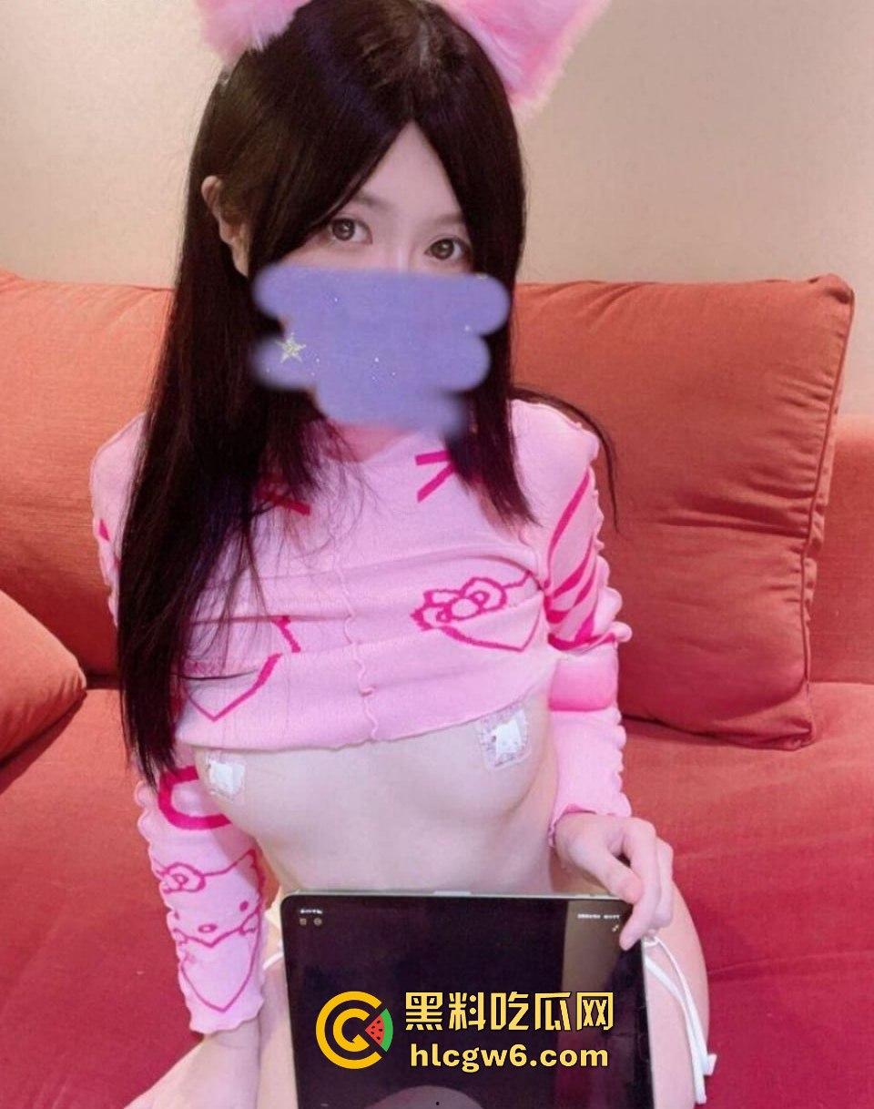 杭州清纯双胞胎姐妹 姐姐御姐范,妹妹萝莉系,轮流伺候大肥猪金主爸爸被猛操,多少男人梦寐以求的御萝双修场面!-8