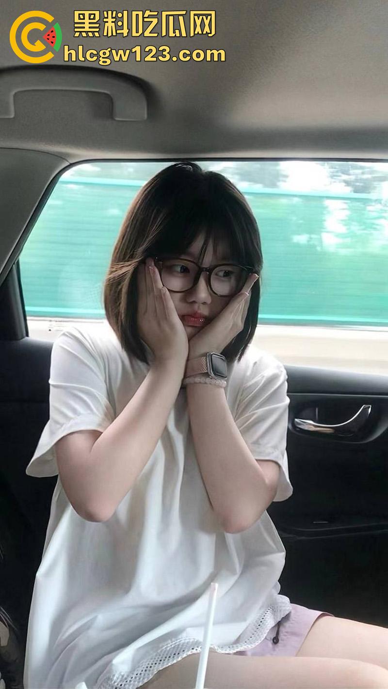 变态淫父送女儿去外地考试,在宾馆没忍住强上性感乖女儿,身材白嫩翘臀Q弹,后入啪啪极致淫荡!-3