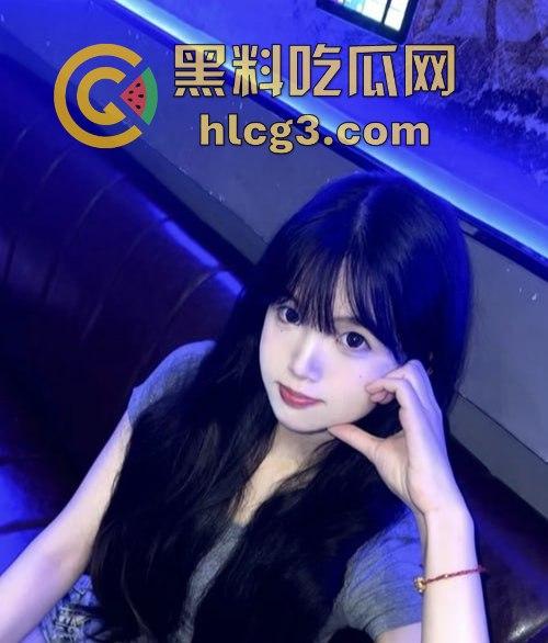 广东富二代七夕狂欢派对曝光！移动KTV车厢内校花沦为胯下玩物！驾驶室激烈啪啪淫叫声不断！-3