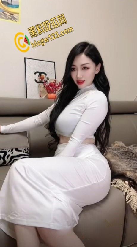 巨乳网红【于掌柜】, 自慰视频情趣内衣,假鸡巴自慰淫荡又饥渴!-5