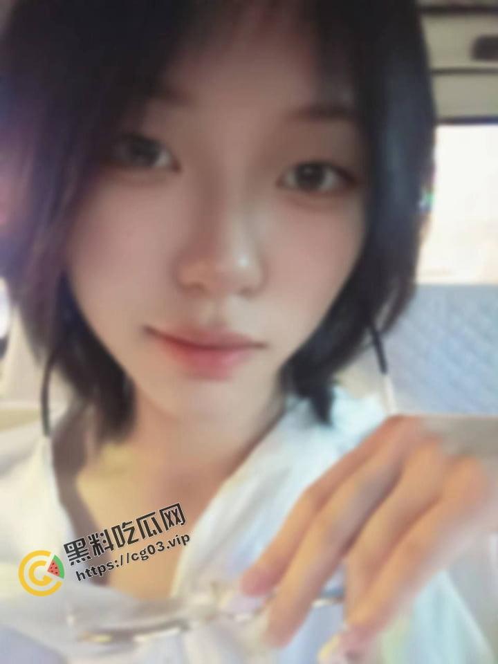 吉林外国语学院反差母狗 玉美婷 跟男友天天厮混当男友的泄欲工具,最后被甩还遭曝光-3