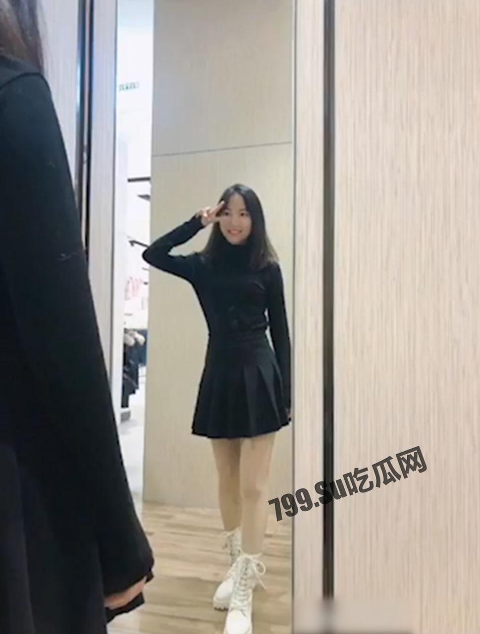 快手网红「希儿  希妹儿」反差婊合集 真是个爱吃鸡的好女孩-4