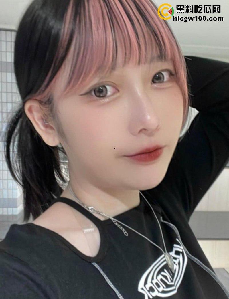 IG网红【澄希】不雅视频泄密 私拍劲爆裸舞大力抽插性爱视频 呻吟放荡淫贱堪称极品-7