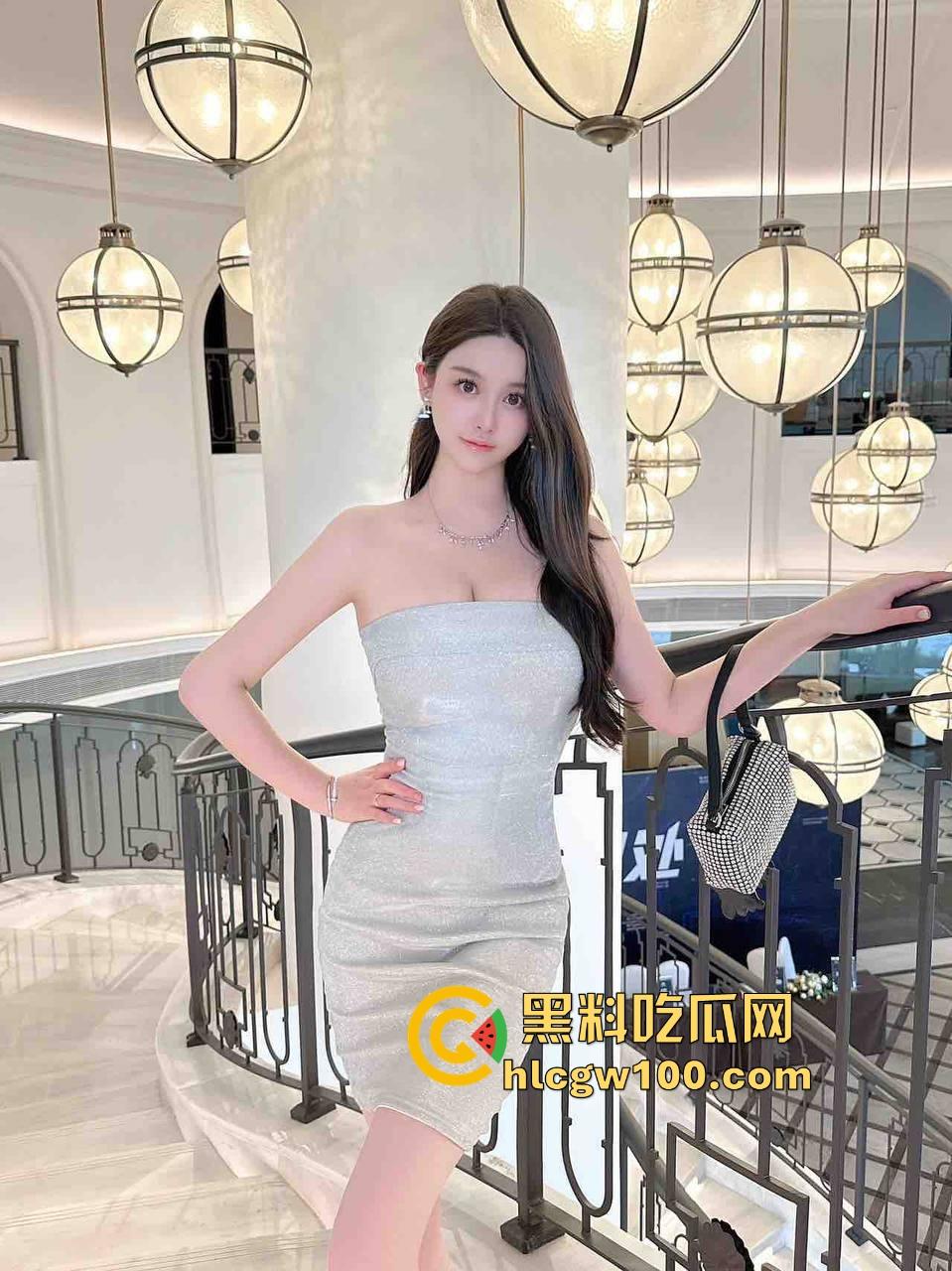 黑料小葵花课堂开课啦 用手正确抚摸女性乳房技巧 如何摸奶摸到她性高潮 让乳头勃起从不敏感变超敏感!-5