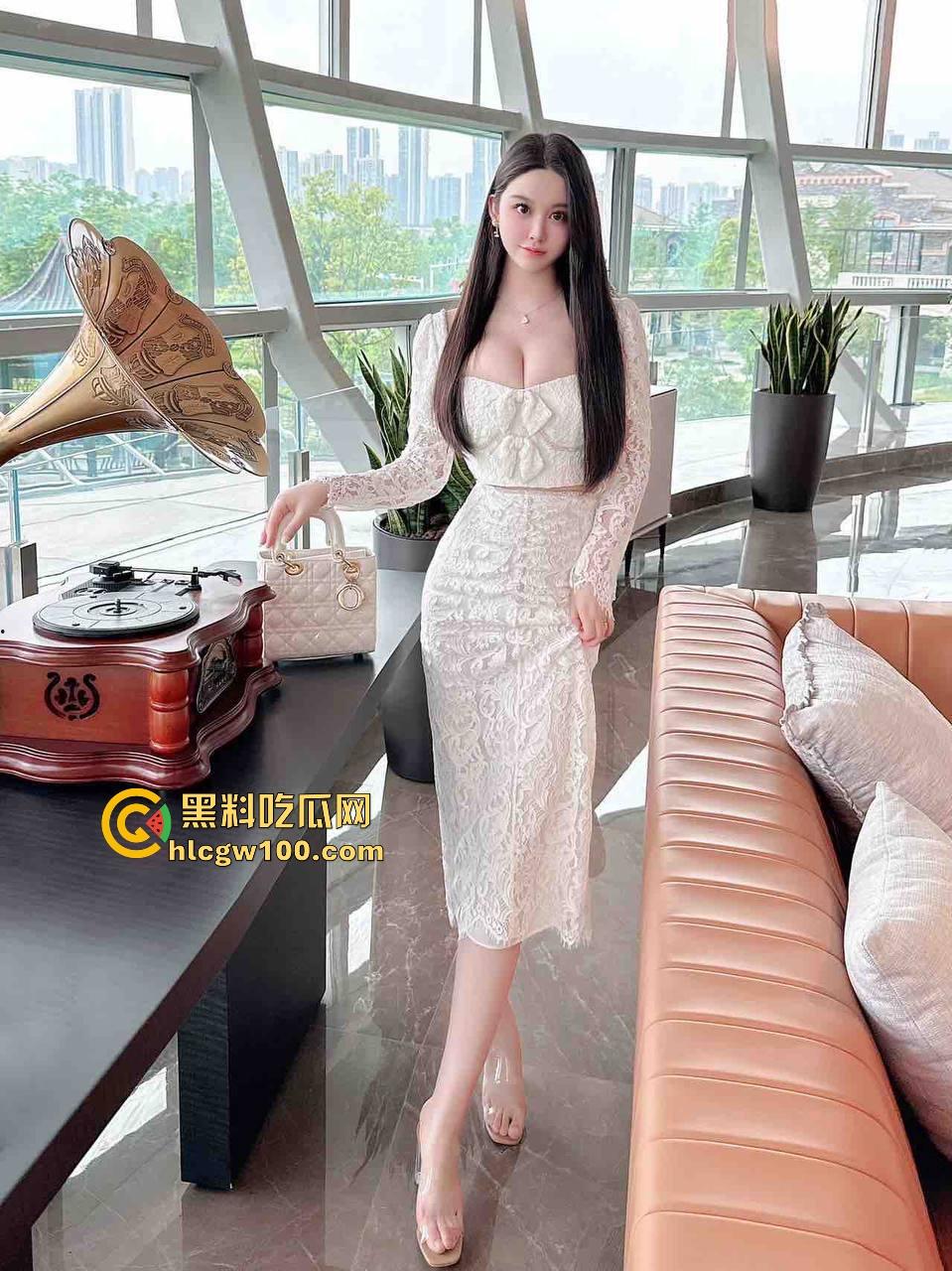 黑料小葵花课堂开课啦 用手正确抚摸女性乳房技巧 如何摸奶摸到她性高潮 让乳头勃起从不敏感变超敏感!-8