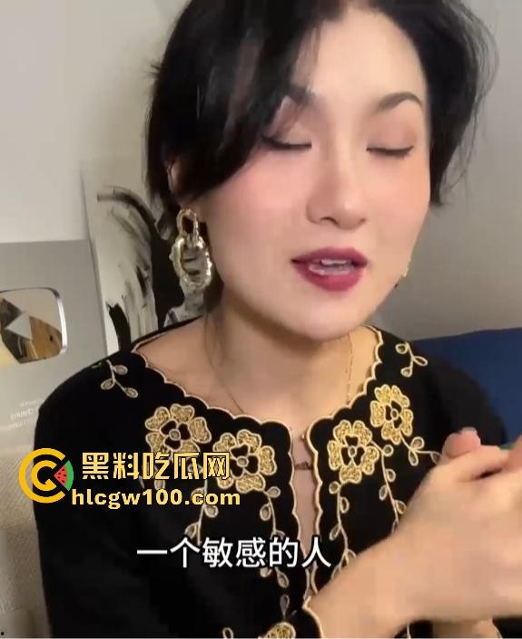 黑料小葵花课堂开课啦 用手正确抚摸女性乳房技巧 如何摸奶摸到她性高潮 让乳头勃起从不敏感变超敏感!-11