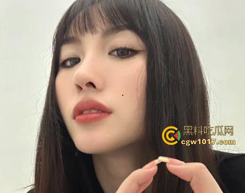 杭州师范大学【李沐英】性爱视频流出,高颜值女神被男友无套爆操,女上骑乘后入猛干淫叫连连!-6