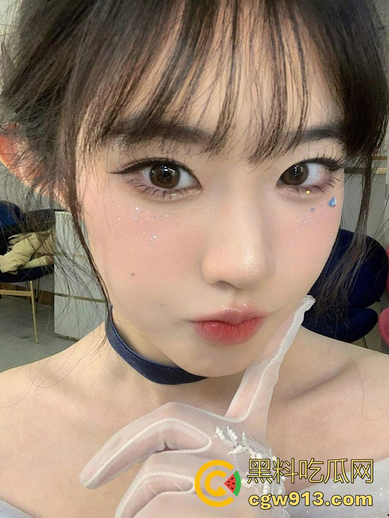 爱吃口水的颜值女神，商丘师范白虎学妹【范思绮】，身材高挑颜值超美，做爱时候吃男人口水才能高潮！-3