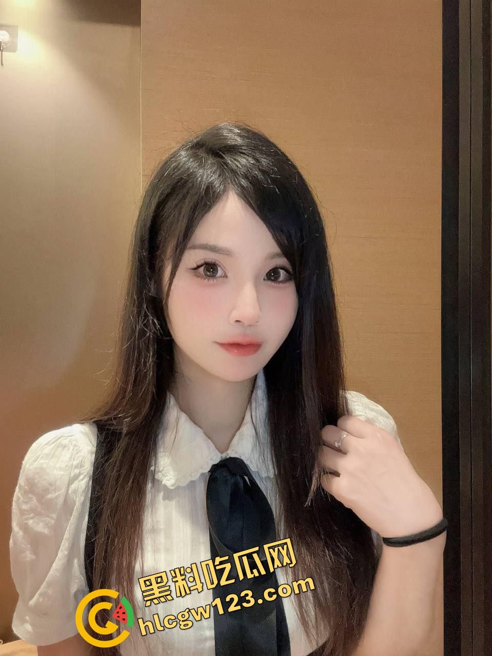 武汉理工极品软妹『舒音』奶大得能开罐头，口爆吞精三连喷，嘴巴比矿泉水还能装！-4