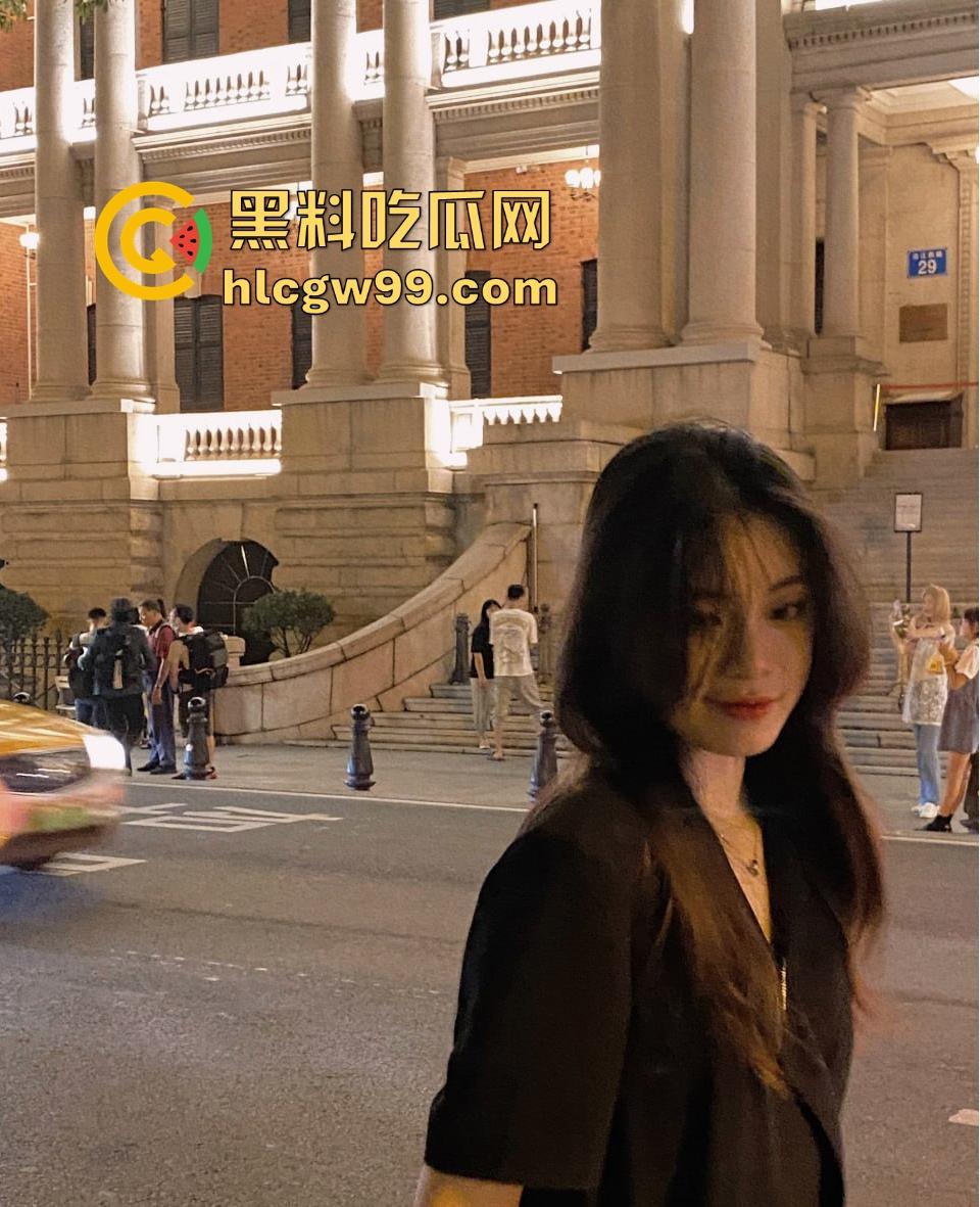 一张发给男朋友报备照片引发的惨案!群友化身福尔摩斯找到出轨证据,绿帽男友怒将其性爱视频曝光!-49