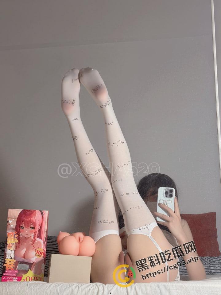 推特福利姬网黄【搽搽】白嫩粉色美鲍 11月付费新作牛仔热裤 往期精选视图合集（20P+5V)-21