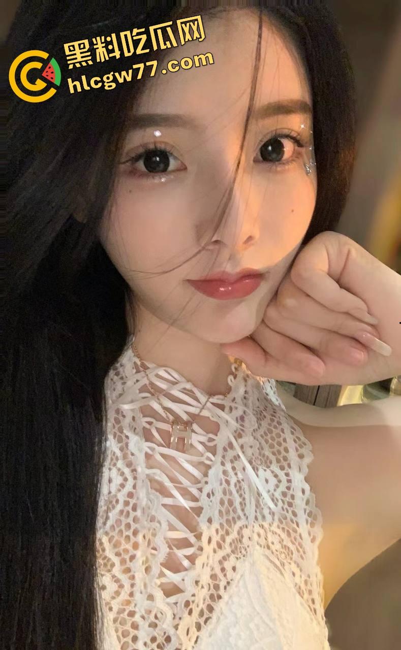 海角大神爆操少妇房东 房东大姐过生日 老公出差赶不回来 直接在婚床上把她操了!-6