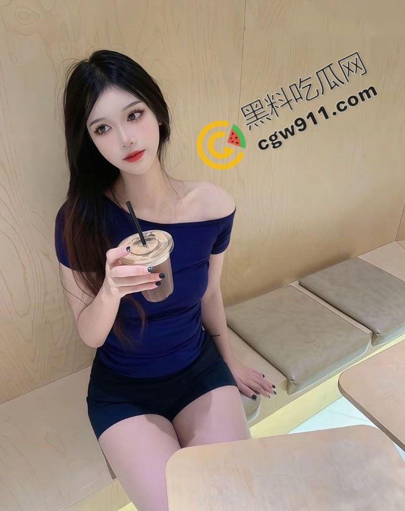 广西极品淫妻刘娜与炮友3p视频和聊天记录曝光！床上狂野激战，叫声震天，撩骚聊天记录让人脸红耳赤-13