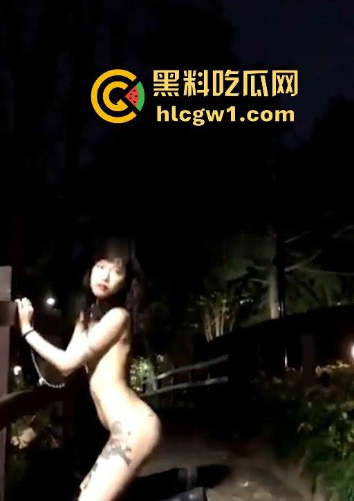 上海师范大学舞蹈生【徐雪柔】私拍流出!全身纹身反差御姐,地铁大胆露出火辣至极!-5