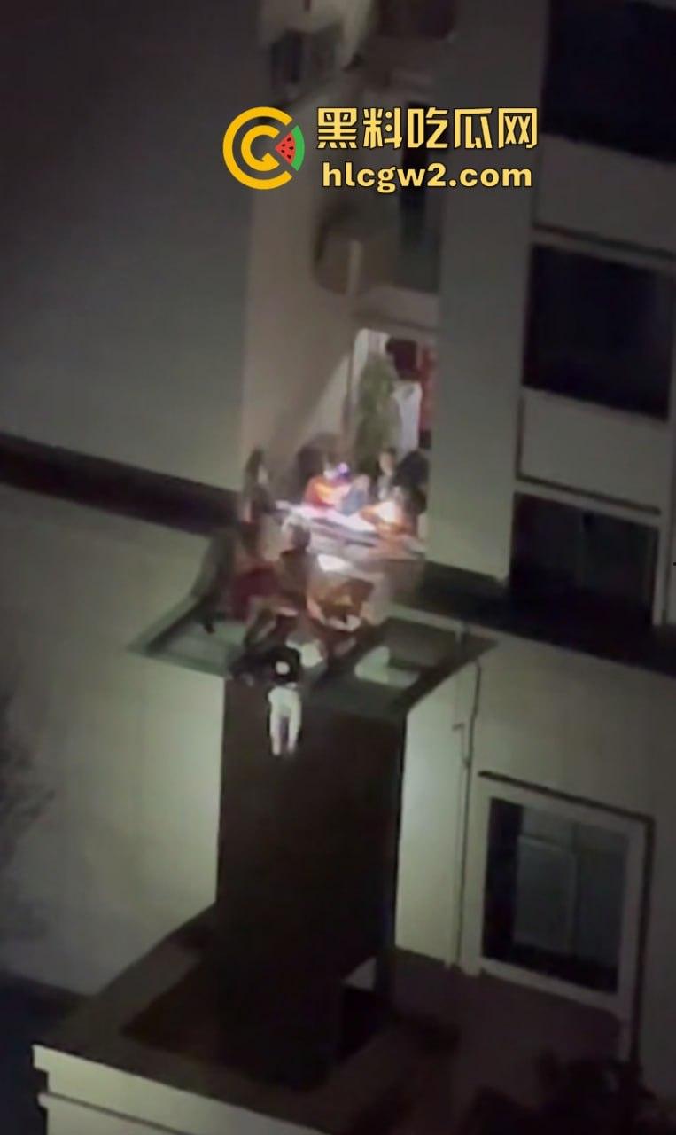 痛心!福建一女生深夜约会 偷偷从9楼窗户爬出 坠楼身亡!-8