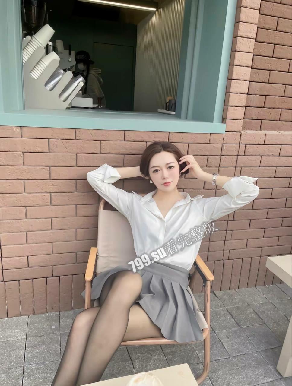 【网友投稿】极品反差少妇  外表文静 实则内心极骚-7