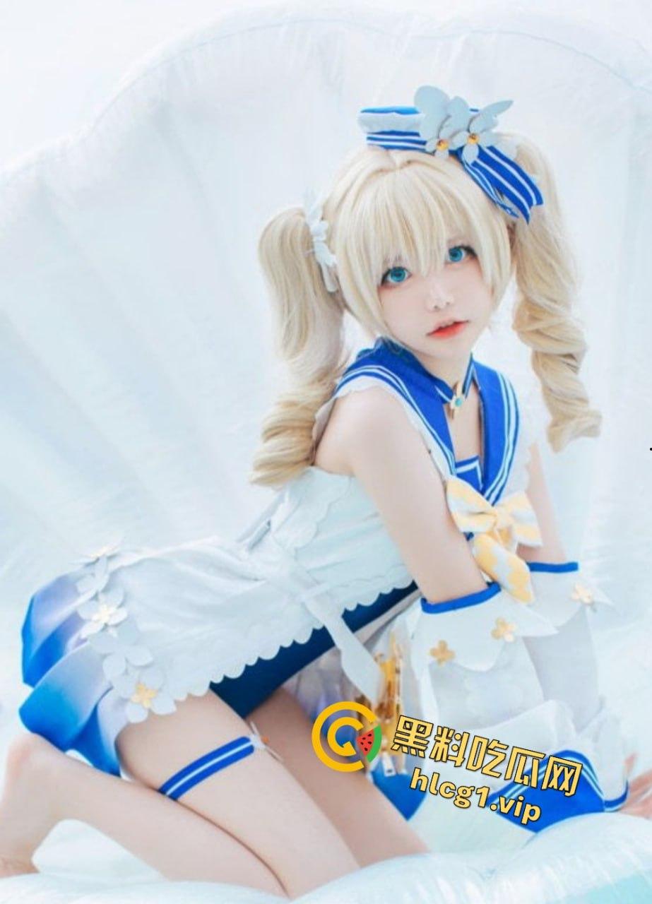 郑州漫展惊现偷拍风波！原神芭芭拉COSER泳装被抄底，怼脸坐脸视角视频疯传！-4