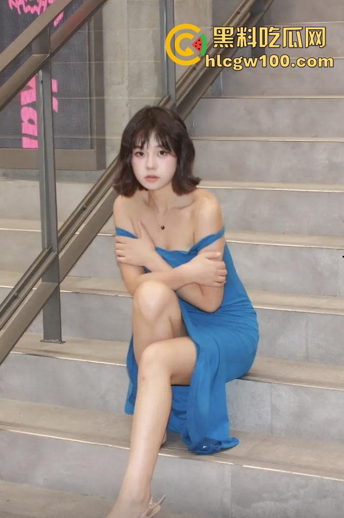 福建泉州德化小主播『PP』嘉年华可约，1500就能干一炮？被榜一大哥按在床上爆操，年纪不大小穴黑到发亮！-11