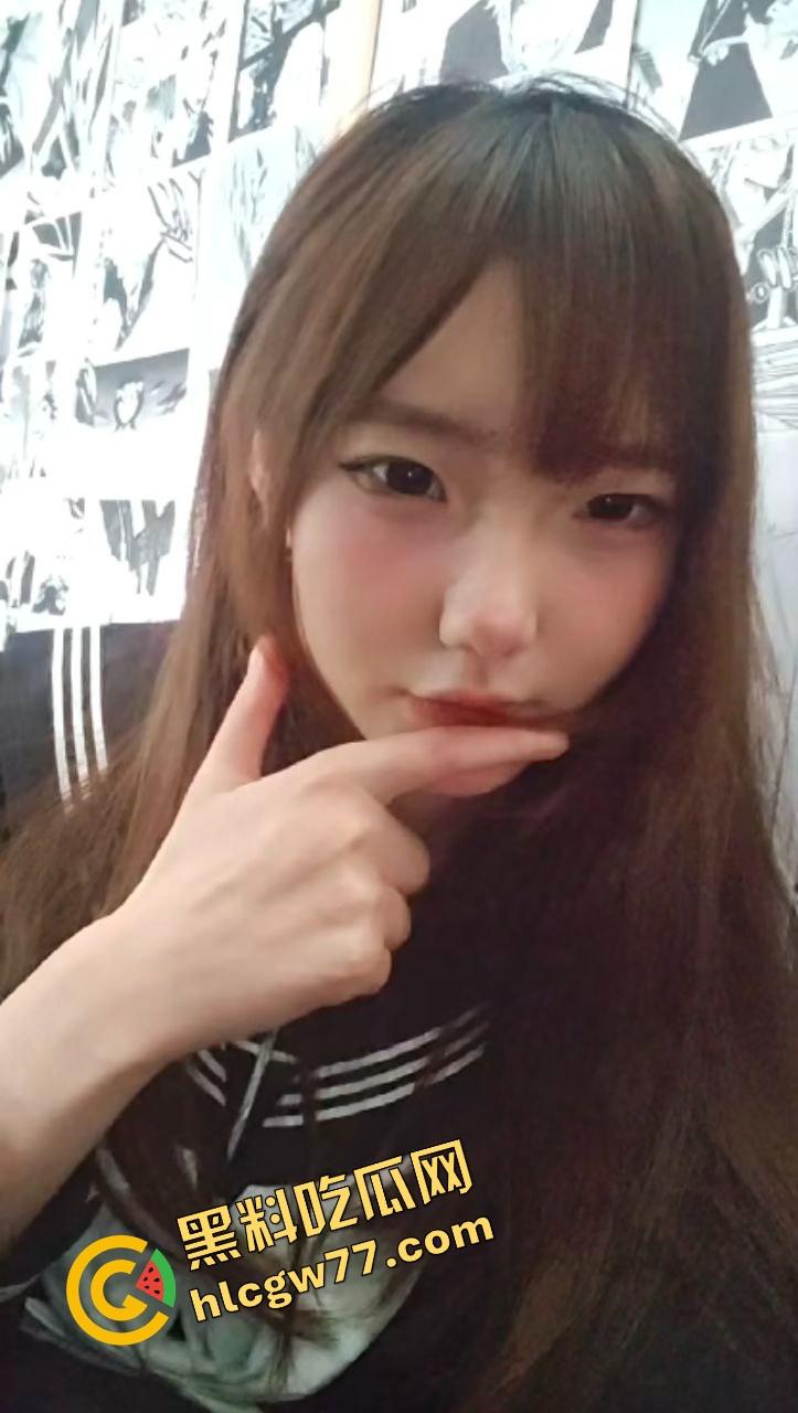 湖北咸宁女大学生『孙甜甜』网恋男友曝光自慰全裸照,投怀送抱给有钱小哥,粉嫩骚穴成免费送货服务!-3