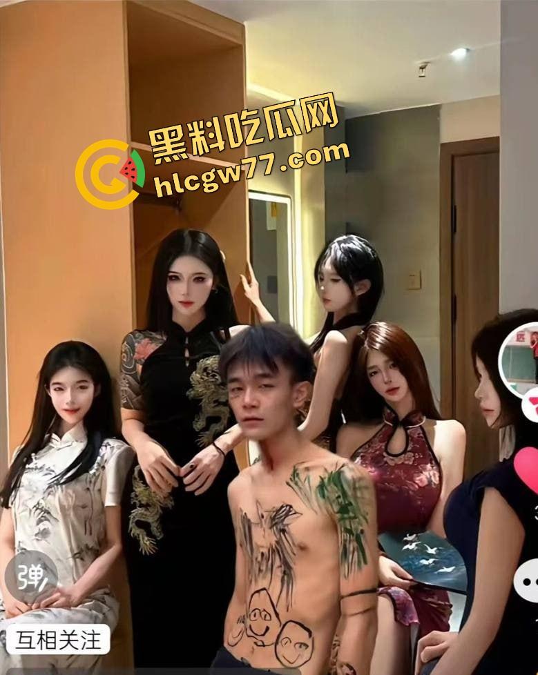 抖音精神小伙『周子磊』人设爆炸，舔粉网红转身自拍猛干6连发，评论区全是要资源的哥们！-7