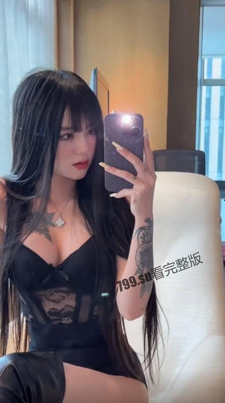 90 万粉丝抖音主播 胖乐（白色战靴）事件-7