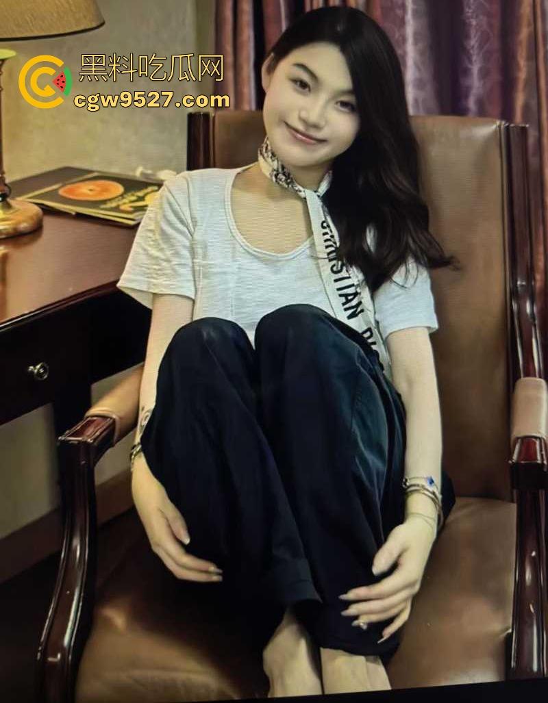 北京邮电大学气质学姐【林雯莹】不雅视频被男友卖出，全程露脸口交爆操，舔屌吸肛反差无比！-4