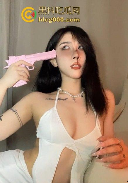 抖音性感网红【多哥kiko】定制私拍独家曝光，身着各种性感内衣丝袜，摆出各种挑逗姿势， 上演极致诱惑！-3