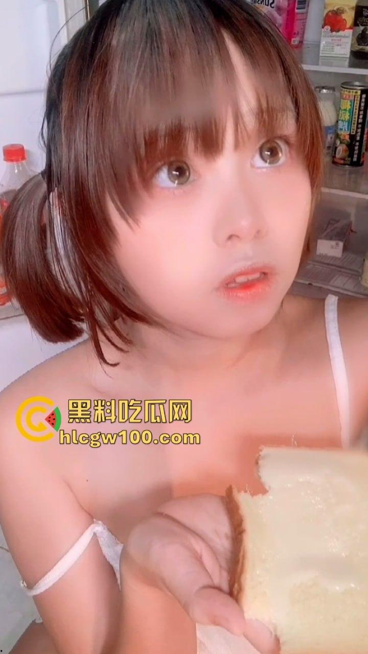 极品萝莉【remukira】露脸反差唯美COS 身材超奈斯童颜巨乳 小翘臀操起来肯定很爽-12