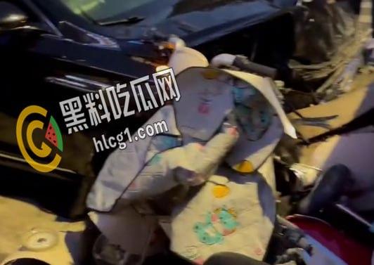 江苏连云港发生一起重大的交通事故！醉酒老头冲撞人群导致7死19伤！现场惨不忍睹！-3