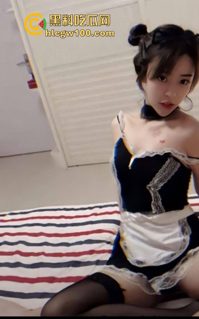 福州高颜值气质女神【颜珊梓】跟男友私密视频曝光，跳蛋巨屌双管齐下，全程骚到炸裂！-1